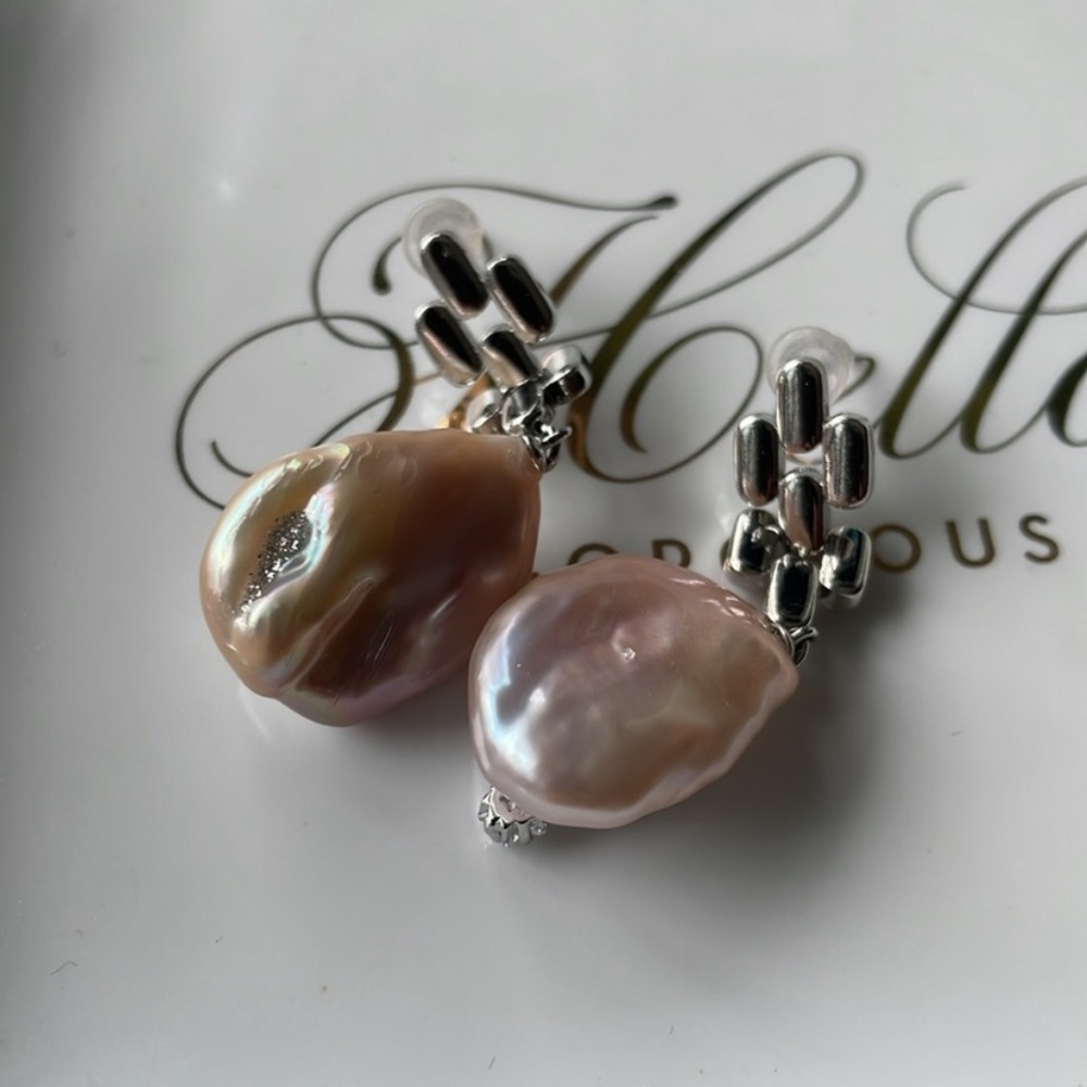 Freshwater Baroque Pearl earrings